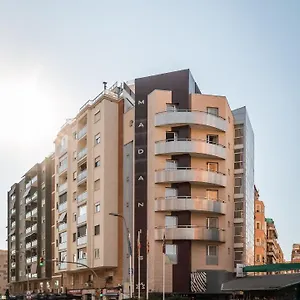 Madanis 4*, L'Hospitalet de Llobregat Spagna